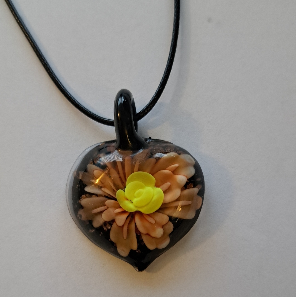Flower Pattern Glass Necklace